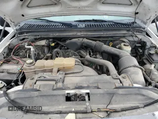 2004 Ford F-250 with VIN 1FDNX21L44ED76226, listed as a Copart auction lot 42002655 with 145,201 mi miles and Salvage title. Bid and sale history available at DreamBid. Image 11.