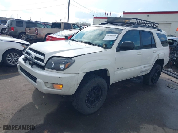 2005 Toyota 4Runner SR5 with VIN JTEBU14R750073185, listed as a IAAI auction lot 41618999 with 196,126 mi miles. Bid and sale history available at carsss.com. Image 2.