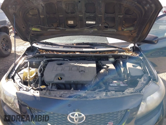 2010 Toyota Corolla with VIN 2T1BU4EE5AC513549, listed as a IAAI auction lot 41780887 with 136,392 mi miles. Bid and sale history available at carsss.com. Image 10.