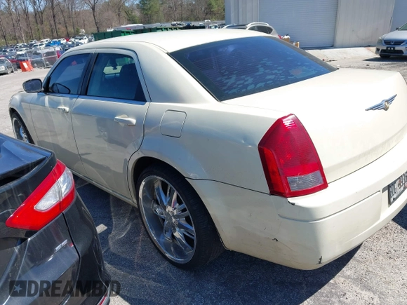 2007 Chrysler 300 with VIN 2C3KA43R07H774251, listed as a IAAI auction lot 41753226 with 145,108 mi miles. Bid and sale history available at carsss.com. Image 3.