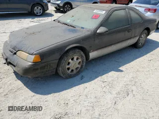 1995 Ford Thunderbird LX z VIN 1FALP62W2SH151865, wystawiony jako Copart lot #68608984 z przebiegiem 75 272 mil mil oraz Czysty tytuł • Clean title. Historia ofert i sprzedaży dostępna na DreamBid. Obrazek 1.