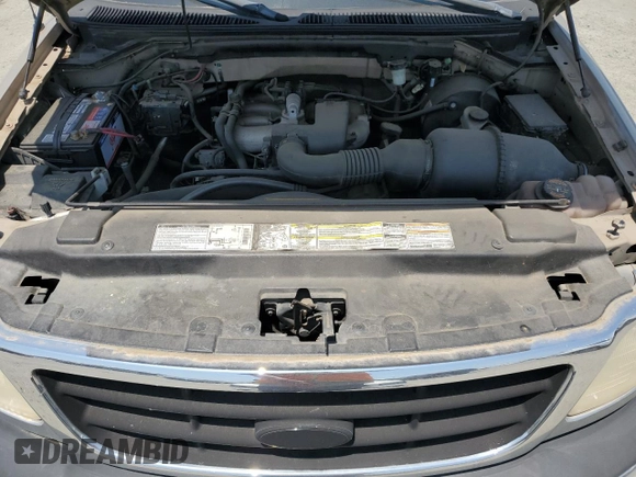 2000 Ford F-150 XL with VIN 1FTZF172XYNB65958, listed as a Copart auction lot 59946145 with 208,988 mi miles and Salvage title. Bid and sale history available at DreamBid. Image 11.