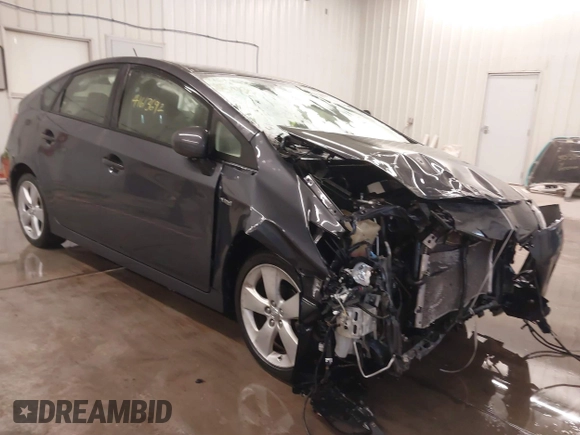 2015 Toyota Prius Four with VIN JTDKN3DU6F1944221, listed as a IAAI auction lot 41613692 with 158,499 mi miles. Bid and sale history available at carsss.com. Image 1.