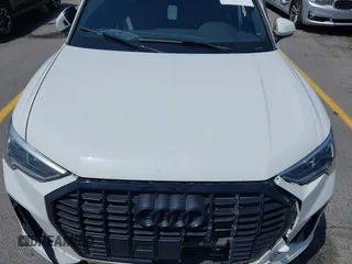 2021 Audi Q3 S line Premium Plus z VIN WA1EECF33M1024605, wystawiony jako IAAI lot #42062366 z przebiegiem 94 641 mil mil oraz . Historia ofert i sprzedaży dostępna na DreamBid. Obrazek 10.