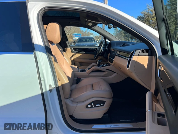 2019 Porsche Cayenne E-Hybrid with VIN WP1AE2AY1KDA51961, listed as a Copart auction lot 43854295 with 109,233 mi miles and Clean title. Bid and sale history available at DreamBid. Image 5.