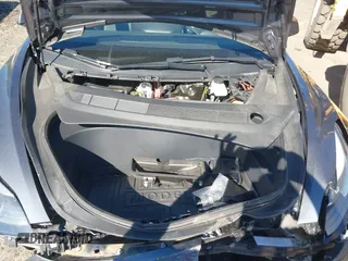 2023 Tesla Model 3 z VIN 5YJ3E1EA2PF492659, wystawiony jako IAAI lot #42284833 z przebiegiem 41 205 mil mil oraz . Historia ofert i sprzedaży dostępna na DreamBid. Obrazek 10.