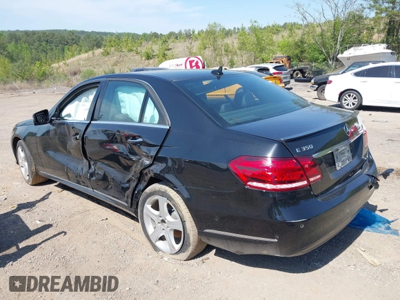 2015 Mercedes-Benz E 350 Sport with VIN WDDHF5KB5FB089242, listed as a IAAI auction lot 41823554 with 154,153 mi miles and . Bid and sale history available at DreamBid. Image 3.