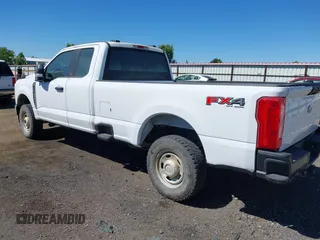 2023 Ford F-250 XL with VIN 1FT7X2BA4PEC32190, listed as a IAAI auction lot 42391494 with Not provided miles and . Bid and sale history available at DreamBid. Image 3.