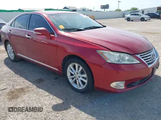 2012 Lexus ES 330 z VIN JTHBK1EG3C2483523, wystawiony jako IAAI lot #42259414 z przebiegiem 128 887 mil mil oraz . Historia ofert i sprzedaży dostępna na DreamBid. Obrazek 1.