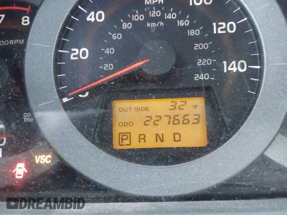2008 Toyota RAV4 Ltd with VIN JTMBK31V186044743, listed as a IAAI auction lot 41578166 with 227,663 mi miles. Bid and sale history available at carsss.com. Image 15.