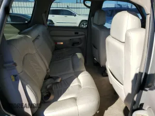 2002 Chevrolet Tahoe Z71 with VIN 1GNEK13Z32R199762, listed as a Copart auction lot 88111095 with 152,509 mi miles and Salvage Title. Bid and sale history available at carsss.com. Image 11.