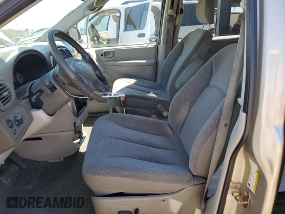 2005 Chrysler Town & Country Touring with VIN 2C4GP54L55R558192, listed as a Copart auction lot 50527635 with 204,649 mi miles and Salvage Title. Bid and sale history available at carsss.com. Image 7.