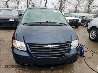2007 Chrysler Town & Country SWB with VIN 1A4GJ45R57B263524, listed as a Copart auction lot 46038364 with 157,325 mi miles and Salvage Title. Bid and sale history available at carsss.com. Image 5.