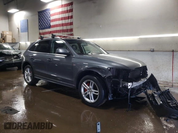 2014 Audi Q5 Premium Plus with VIN WA1DGAFP7EA078939, listed as a Copart auction lot 48198775 with 101,450 mi miles and Salvage Title. Bid and sale history available at carsss.com. Image 4.