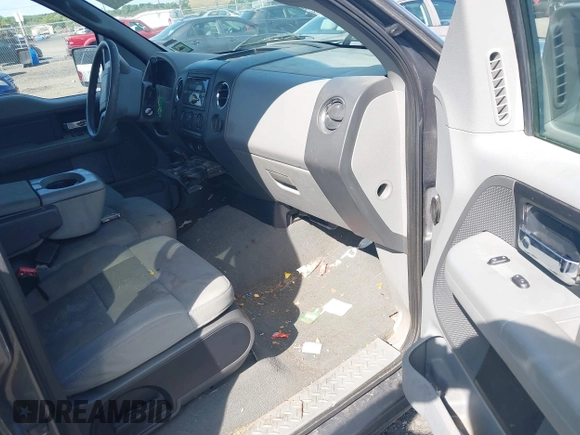2007 Ford F-150 XLT with VIN 1FTPW14517FB34497, listed as a IAAI auction lot 42665800 with 148,294 mi miles and . Bid and sale history available at DreamBid. Image 5.