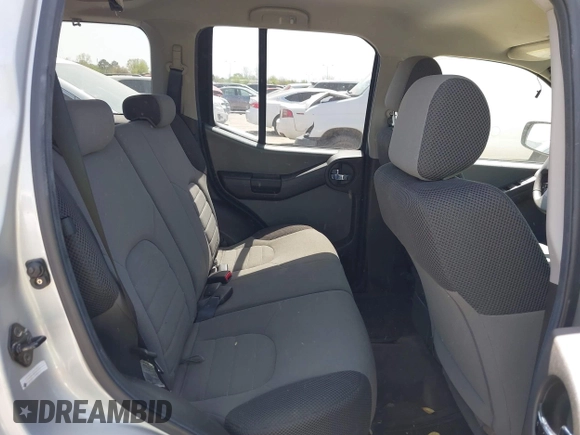 2005 Nissan Xterra S with VIN 5N1AN08UX5C630090, listed as a IAAI auction lot 41851878 with 121,202 mi miles. Bid and sale history available at carsss.com. Image 8.