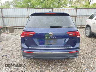 2022 Volkswagen Tiguan SE with VIN 3VV2B7AX8NM098143, listed as a IAAI auction lot 42209345 with 32,891 mi miles and . Bid and sale history available at DreamBid. Image 16.