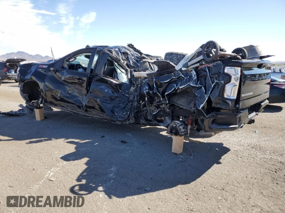 2022 Chevrolet Silverado 1500 LT Trail Boss with VIN 3GCUDFEL4NG586071, listed as a Copart auction lot 72244214 with Not Provided miles and Non Repairable. Bid and sale history available at DreamBid. Image 2.