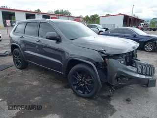 2018 Jeep Grand Cherokee Altitude с VIN 1C4RJEAG2JC428214, выставлен на аукционе IAAI как лот 42661661 с пробегом 81 859 миль миль и . История ставок и продаж доступна на DreamBid. Изображение 1.