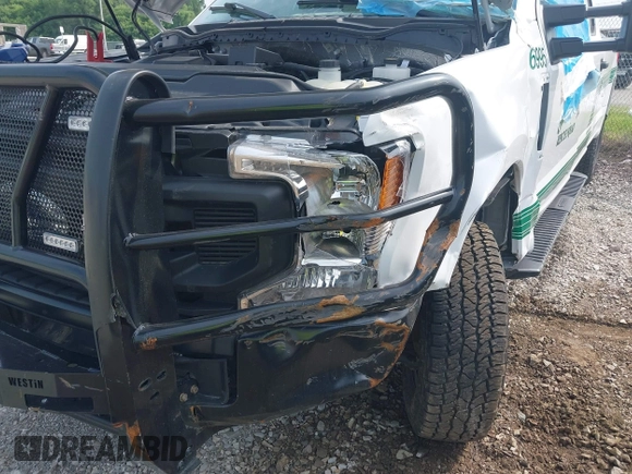 2021 Ford F-250 XL z VIN 1FT7W2B67MEC70278, wystawiony jako IAAI lot #42451726 z przebiegiem Nie podano mil oraz . Historia ofert i sprzedaży dostępna na DreamBid. Obrazek 13.