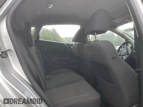 2015 Ford Fiesta SE z VIN 3FADP4EJ2FM200721, wystawiony jako Copart lot #58265735 z przebiegiem Nie podano mil oraz Czysty tytuł • Clean title. Historia ofert i sprzedaży dostępna na DreamBid. Obrazek 10.