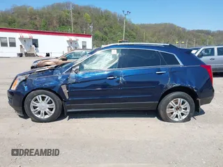 2011 Cadillac SRX Luxury Collection z VIN 3GYFNDEY5BS584936, wystawiony jako IAAI lot #42103176 z przebiegiem 141 647 mil mil oraz . Historia ofert i sprzedaży dostępna na DreamBid. Obrazek 14.