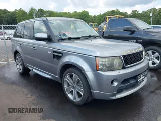 2012 Land Rover Range Rover Sport HSE z VIN SALSF2D41CA745959, wystawiony jako IAAI lot #42796580 z przebiegiem 113 197 mil mil oraz . Historia ofert i sprzedaży dostępna na DreamBid. Obrazek 1.