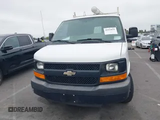 2012 Chevrolet Express Cargo z VIN 1GCWGFCA7C1201373, wystawiony jako IAAI lot #42414621 z przebiegiem 181 807 mil mil oraz . Historia ofert i sprzedaży dostępna na DreamBid. Obrazek 12.
