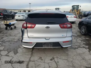2017 Kia Niro FE with VIN KNDCB3LC0H5082972, listed as a Copart auction lot 86800214 with 176,938 mi miles and Salvage Title. Bid and sale history available at carsss.com. Image 6.