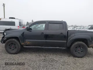 2014 Toyota Tacoma with VIN 3TMLU4EN4EM159363, listed as a IAAI auction lot 41337909 with 123,362 mi miles. Bid and sale history available at carsss.com. Image 14.