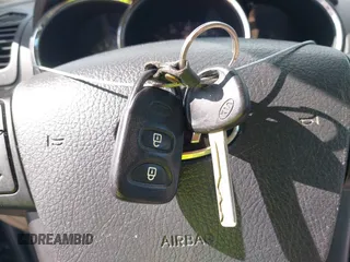 2011 Kia Sorento LX with VIN 5XYKT4A26BG152191, listed as a IAAI auction lot 42257365 with 198,595 mi miles and . Bid and sale history available at DreamBid. Image 11.