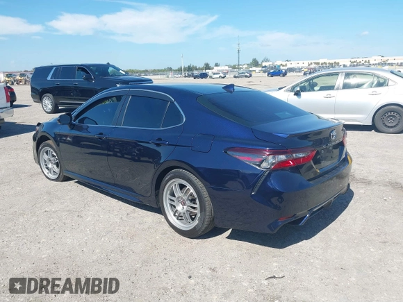 2022 Toyota Camry SE with VIN 4T1G11AK7NU637495, listed as a IAAI auction lot 41482491 with 48,433 mi miles and . Bid and sale history available at DreamBid. Image 3.