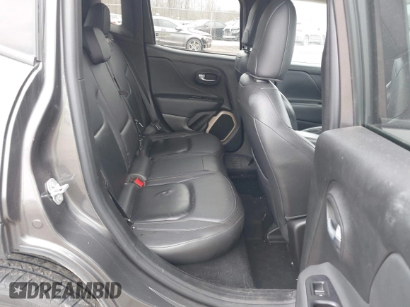 2017 Jeep Renegade Limited z VIN ZACCJBDB4HPF23660, wystawiony jako IAAI lot #42118052 z przebiegiem 134 799 mil mil oraz . Historia ofert i sprzedaży dostępna na DreamBid. Obrazek 8.