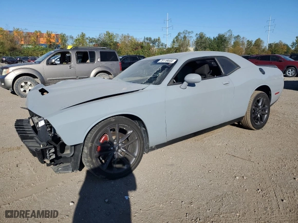 2021 Dodge Challenger GT with VIN 2C3CDZKG1MH632060, listed as a Copart auction lot 75119444 with 43,947 mi miles and Salvage Title. Bid and sale history available at carsss.com. Image 1.
