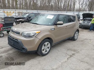 2015 Kia Soul with VIN KNDJN2A23F7117489, listed as a IAAI auction lot 42001717 with 171,816 mi miles and . Bid and sale history available at DreamBid. Image 18.