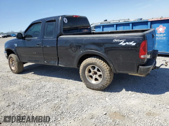 2003 Ford F-150 XL z VIN 2FTRX18W83CB15153, wystawiony jako Copart lot #52976575 z przebiegiem Nie podano mil oraz Szkoda całkowita • Salvage title. Historia ofert i sprzedaży dostępna na DreamBid. Obrazek 2.