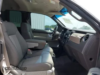 2010 Ford F-150 XL z VIN 1FTFX1CV2AFA15133, wystawiony jako IAAI lot #42555374 z przebiegiem 217 748 mil mil oraz . Historia ofert i sprzedaży dostępna na DreamBid. Obrazek 5.