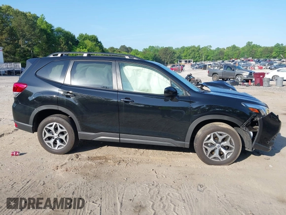 2024 Subaru Forester Premium with VIN JF2SKACC7RH507864, listed as a IAAI auction lot 42178068 with 13,700 mi miles and . Bid and sale history available at DreamBid. Image 13.