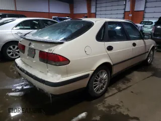 2002 Saab 9-3 with VIN YS3DD58H622022226, listed as a Copart auction lot 44865564 with 184,296 mi miles and Salvage Title. Bid and sale history available at carsss.com. Image 3.