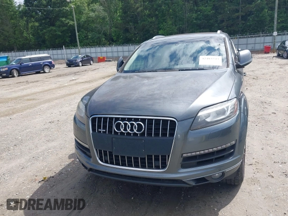 2015 Audi Q7 Premium Plus z VIN WA1LGAFE9FD014721, wystawiony jako IAAI lot #42403743 z przebiegiem 152 615 mil mil oraz . Historia ofert i sprzedaży dostępna na DreamBid. Obrazek 12.