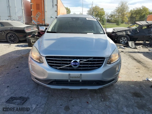 2016 Volvo XC60 T6 Drive-E with VIN YV449MDK4G2822323, listed as a Copart auction lot 76159434 with 107,879 mi miles and Clean Title. Bid and sale history available at carsss.com. Image 5.