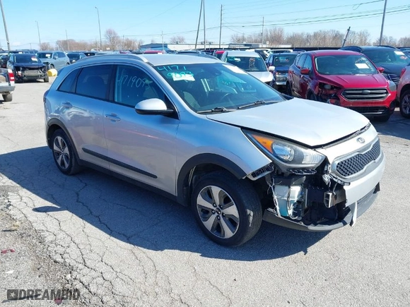 2017 Kia Niro LX with VIN KNDCB3LC9H5074675, listed as a IAAI auction lot 41719093 with 93,758 mi miles. Bid and sale history available at carsss.com. Image 1.