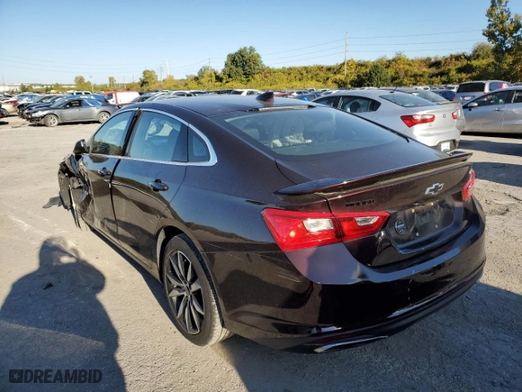 2020 Chevrolet Malibu RS with VIN 1G1ZG5ST8LF138838, listed as a Copart auction lot 63887162 with 32,527 mi miles and Salvage Title. Bid and sale history available at carsss.com. Image 3.