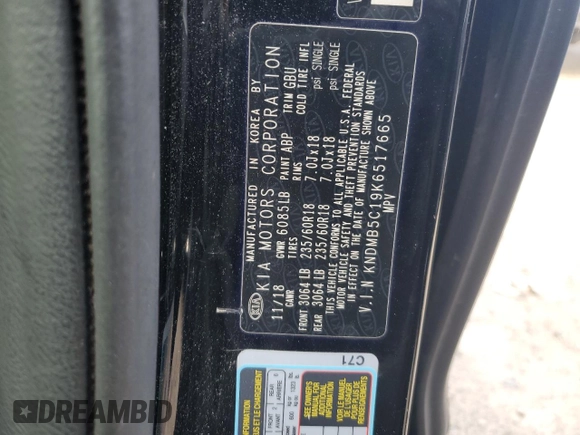 2019 Kia Sedona EX with VIN KNDMB5C19K6517665, listed as a Copart auction lot 85963624 with 102,400 mi miles and Clean Title. Bid and sale history available at carsss.com. Image 13.
