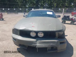 2007 Ford Mustang Deluxe with VIN 1ZVFT80N775256982, listed as a IAAI auction lot 42433794 with 123,787 mi miles and . Bid and sale history available at DreamBid. Image 13.