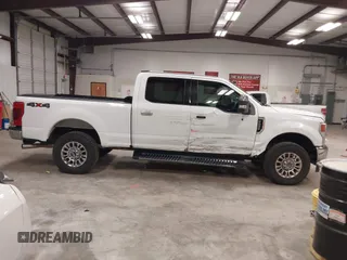 2020 Ford F-250 XL z VIN 1FT7W2B65LED67610, wystawiony jako IAAI lot #41288173 z przebiegiem 160 730 mil mil oraz . Historia ofert i sprzedaży dostępna na DreamBid. Obrazek 14.