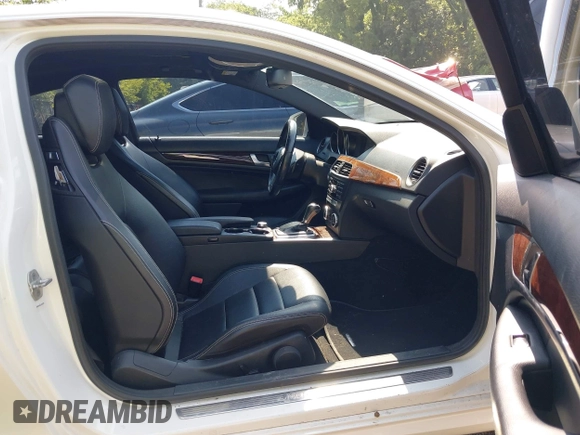 2014 Mercedes-Benz C 250 with VIN WDDGJ4HB9EG186697, listed as a IAAI auction lot 42447765 with 99,700 mi miles and . Bid and sale history available at DreamBid. Image 5.