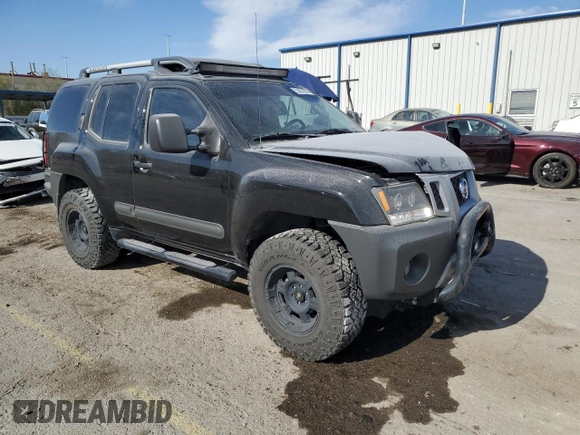 2013 Nissan Xterra S z VIN 5N1AN0NW7DN823046, wystawiony jako Copart lot #54372835 z przebiegiem 163 384 mil mil oraz Szkoda całkowita • Salvage title. Historia ofert i sprzedaży dostępna na DreamBid. Obrazek 4.