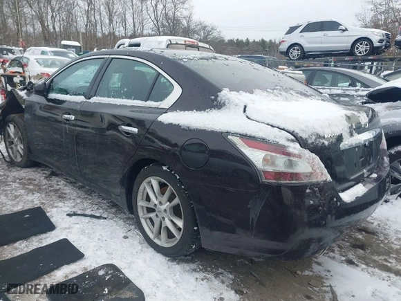 2014 Nissan Maxima 3.5 S with VIN 1N4AA5AP7EC440495, listed as a IAAI auction lot 41377832 with 117,802 mi miles. Bid and sale history available at carsss.com. Image 3.