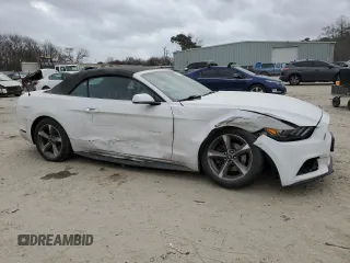 2015 Ford Mustang V6 z VIN 1FATP8EM8F5393122, wystawiony jako Copart lot #47293025 z przebiegiem 150 046 mil mil oraz Szkoda całkowita • Salvage title. Historia ofert i sprzedaży dostępna na DreamBid. Obrazek 4.